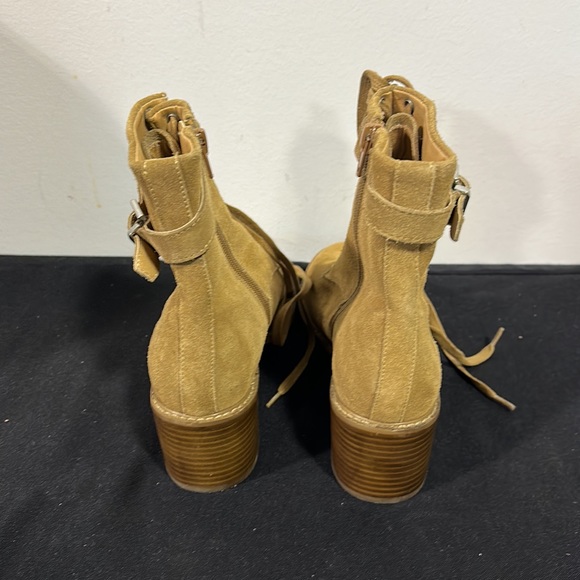 Booties - Picture 3 of 4